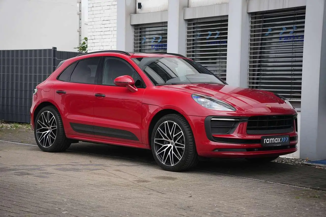 Photo 1 : Porsche Macan 2024 Essence