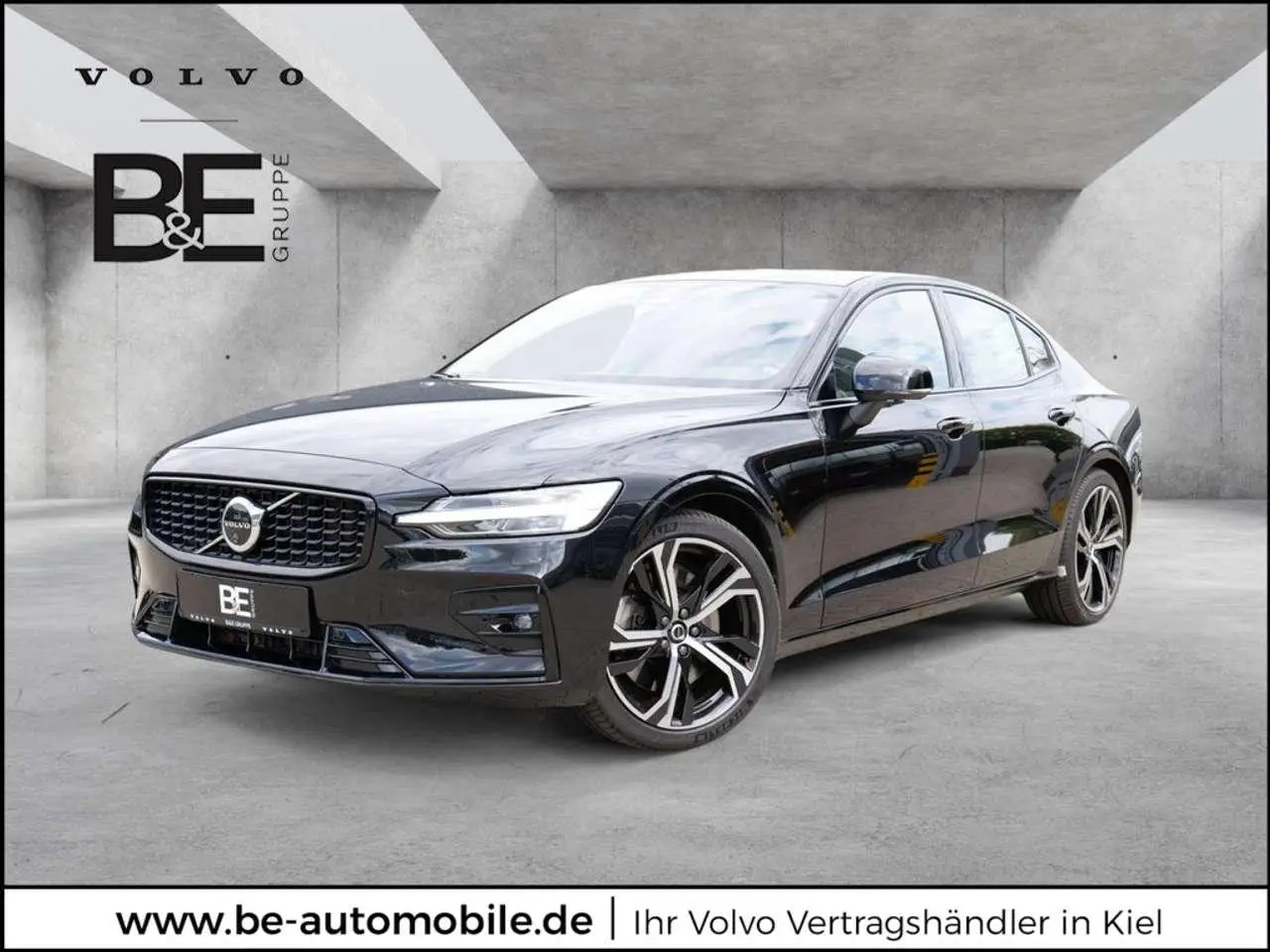 Photo 1 : Volvo S60 2023 Essence