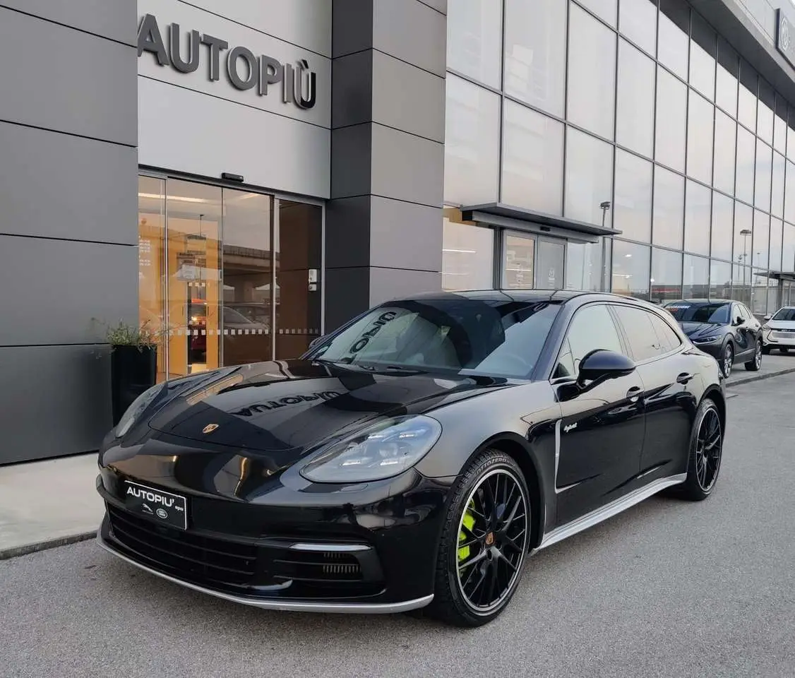 Photo 1 : Porsche Panamera 2018 Hybride