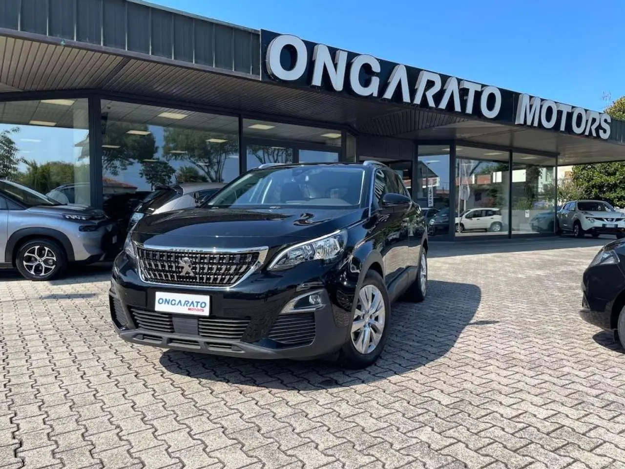 Photo 1 : Peugeot 3008 2018 Petrol