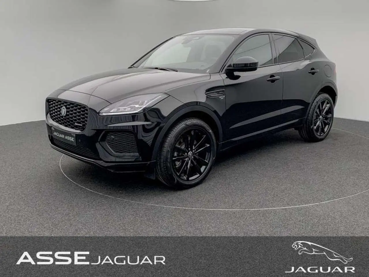 Photo 1 : Jaguar E-pace 2024 Hybride