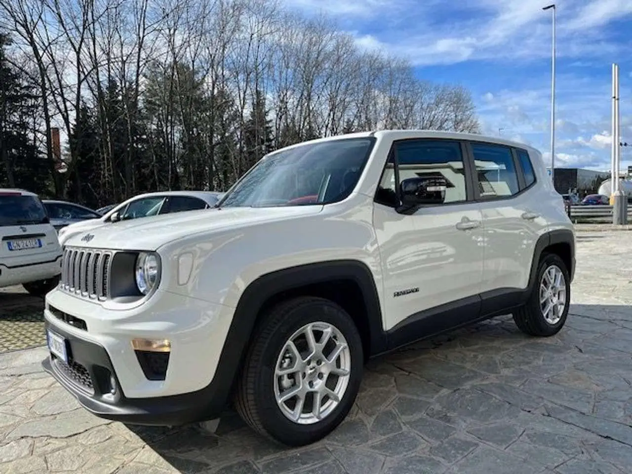 Photo 1 : Jeep Renegade 2023 Essence