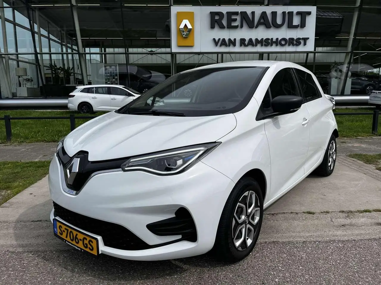 Photo 1 : Renault Zoe 2020 Electric