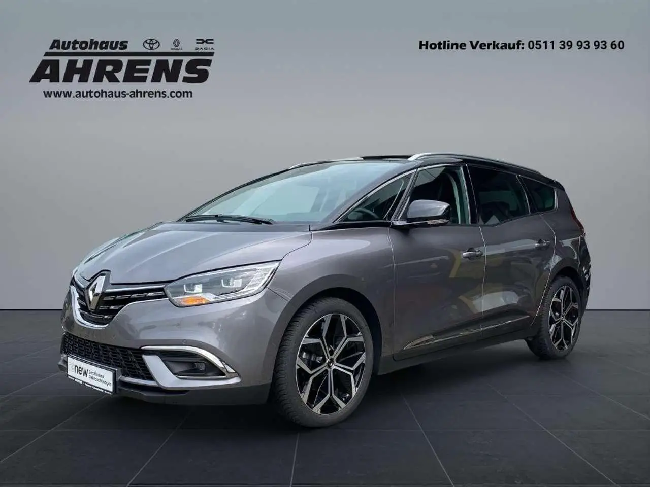 Photo 1 : Renault Grand Scenic 2023 Petrol