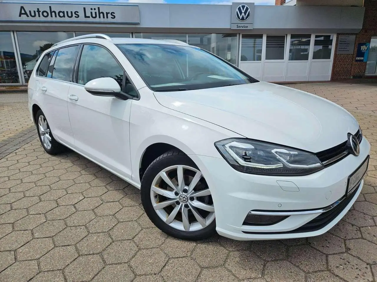 Photo 1 : Volkswagen Golf 2020 Petrol