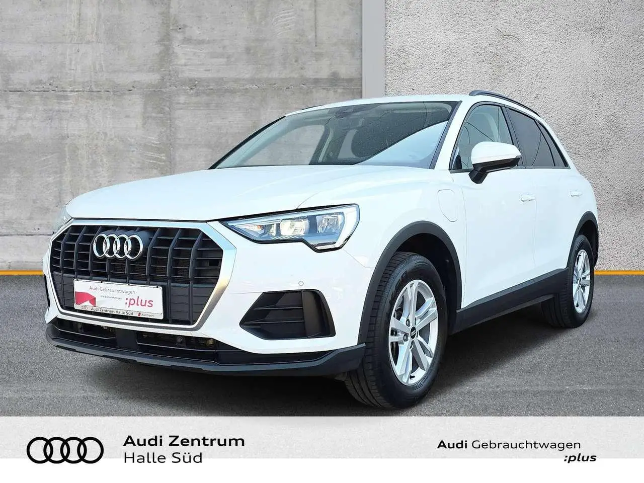 Photo 1 : Audi Q3 2021 Hybride