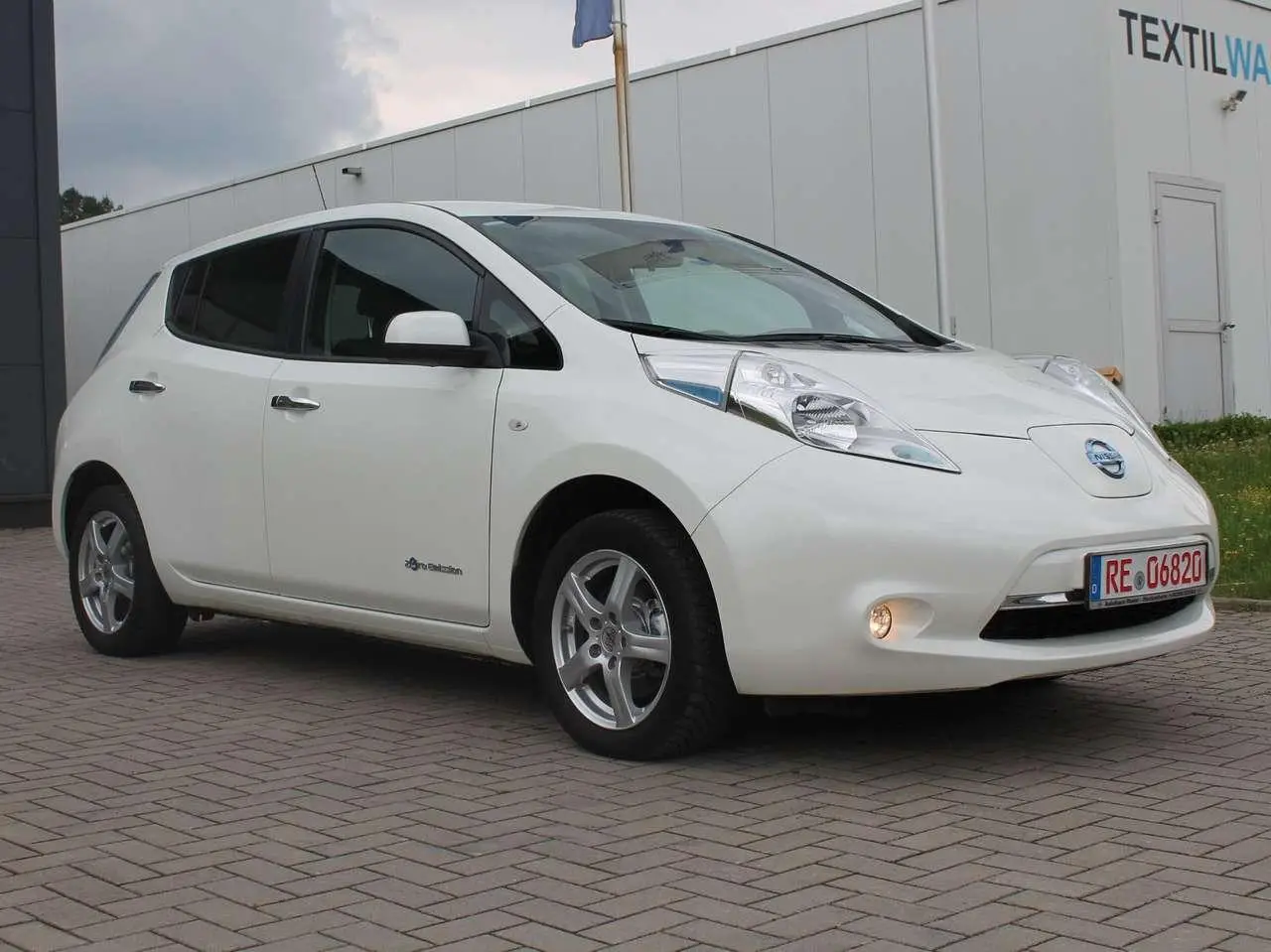 Photo 1 : Nissan Leaf 2016 Électrique