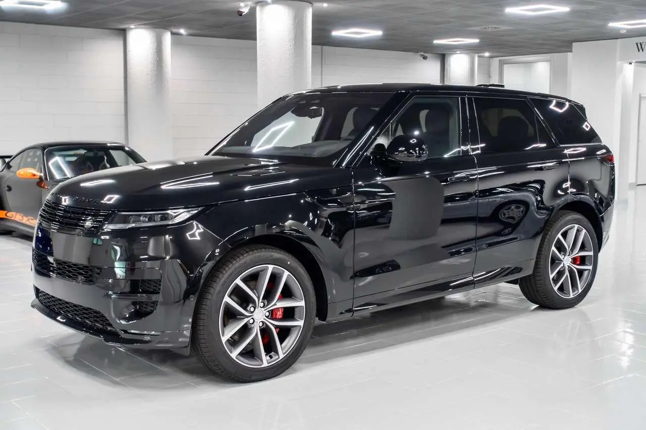 Photo 1 : Land Rover Range Rover Sport 2024 Hybrid