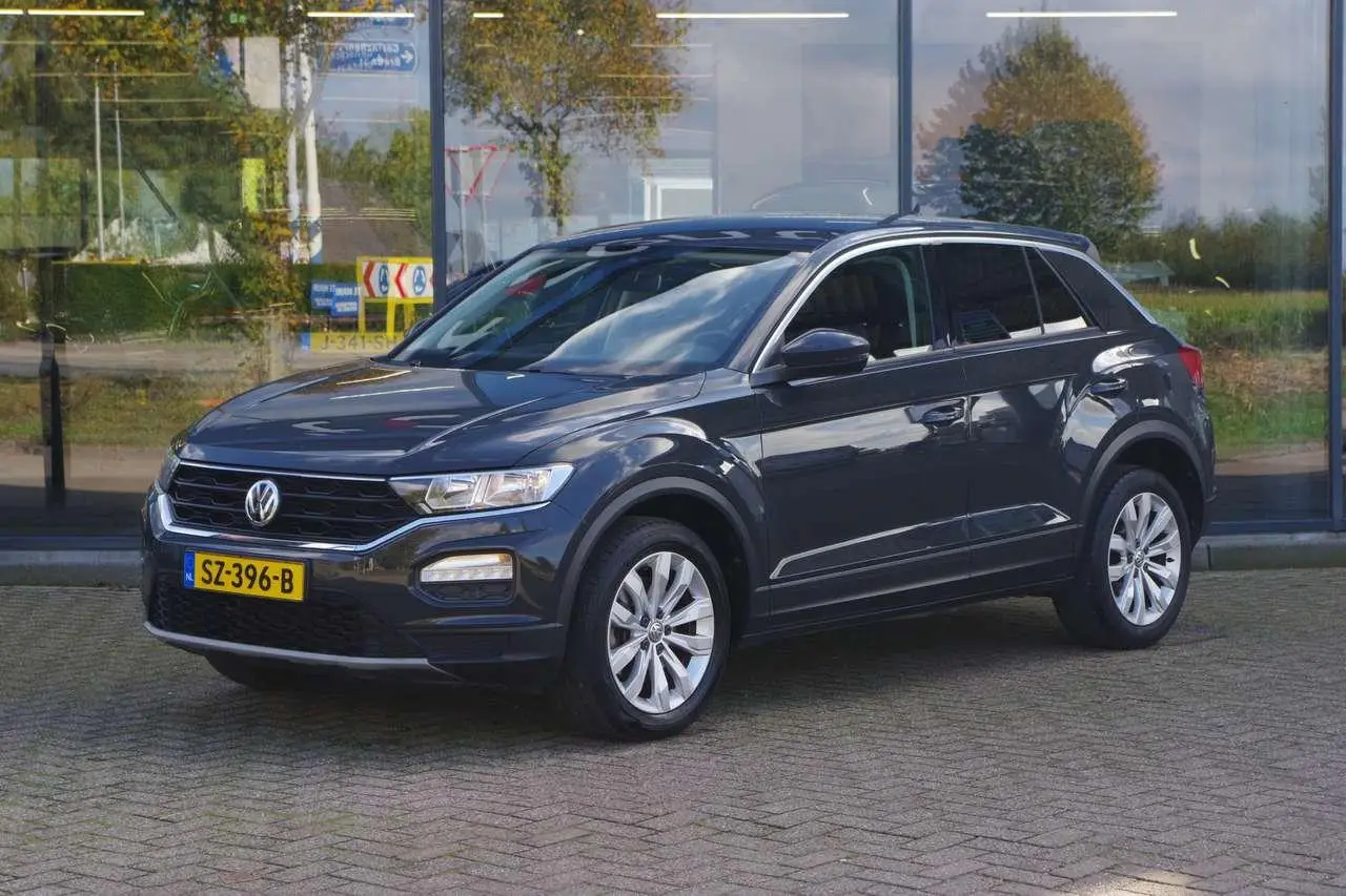 Photo 1 : Volkswagen T-roc 2018 Petrol