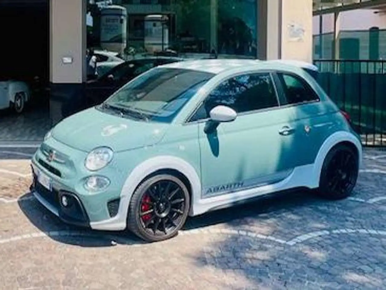 Photo 1 : Abarth 695 2021 Petrol