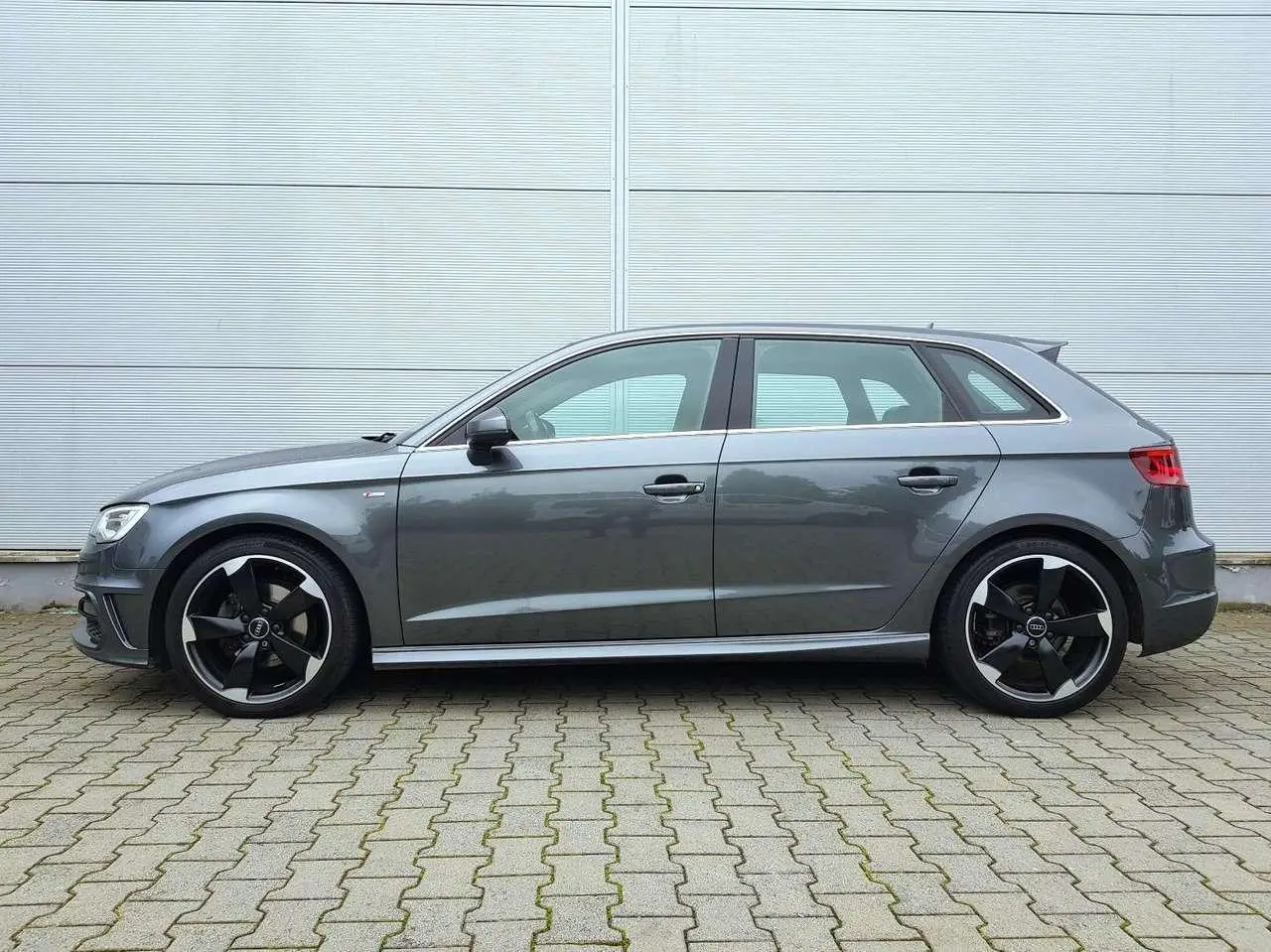 Photo 1 : Audi A3 2015 Diesel