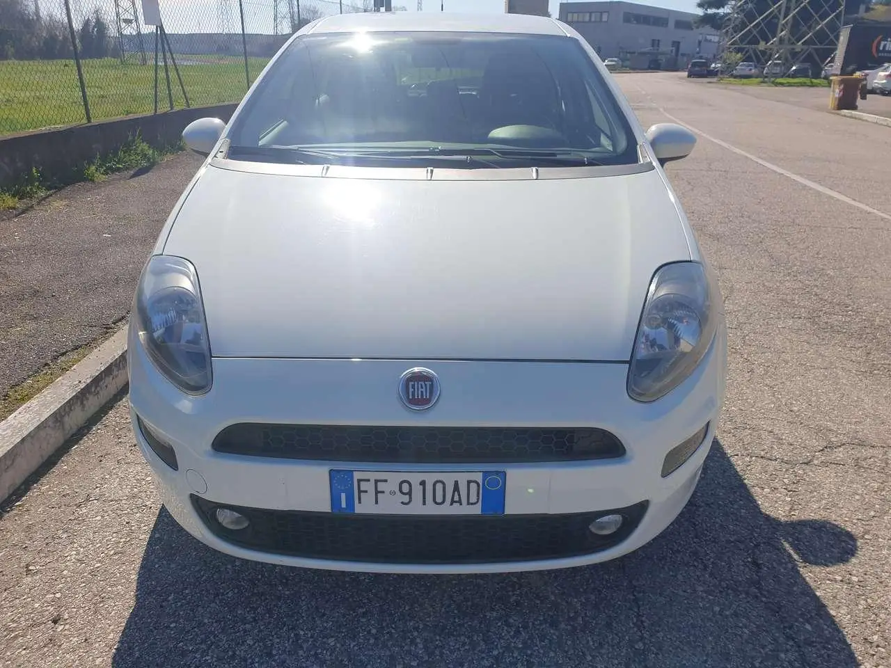 Photo 1 : Fiat Punto 2016 Diesel