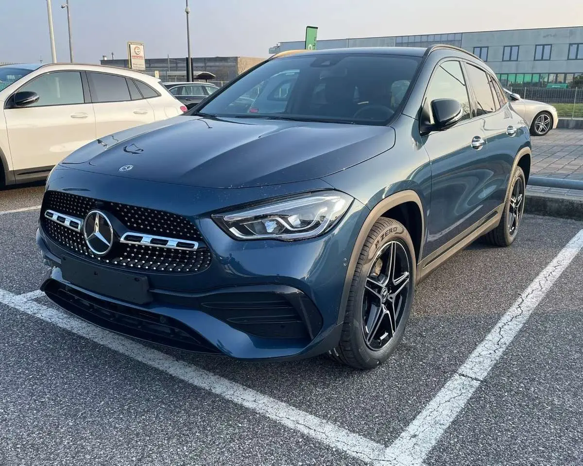 Photo 1 : Mercedes-benz Classe Gla 2023 Hybride