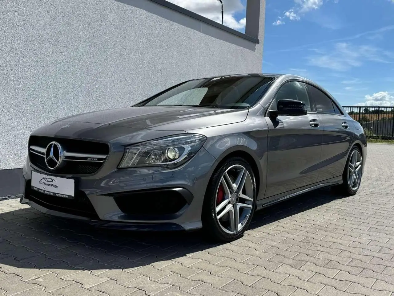 Photo 1 : Mercedes-benz Classe Cla 2016 Petrol