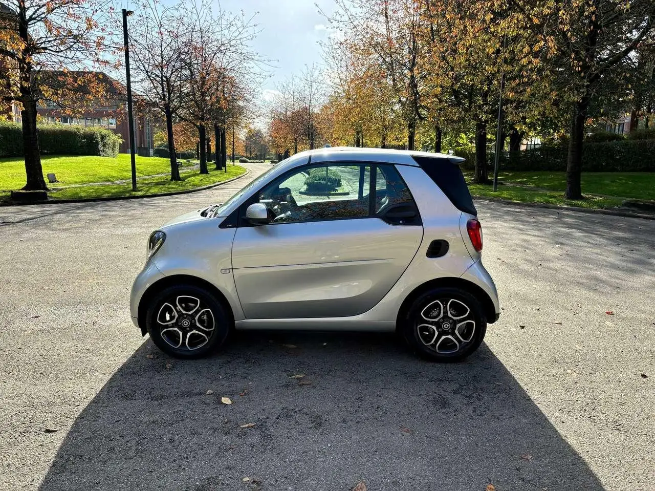 Photo 1 : Smart Fortwo 2019 Petrol