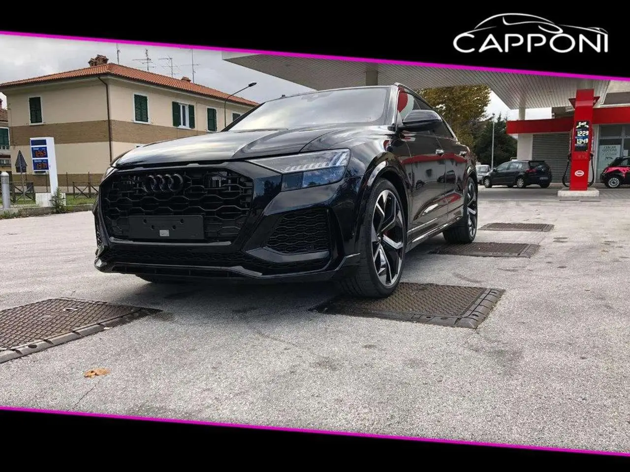 Photo 1 : Audi Rsq8 2020 Petrol