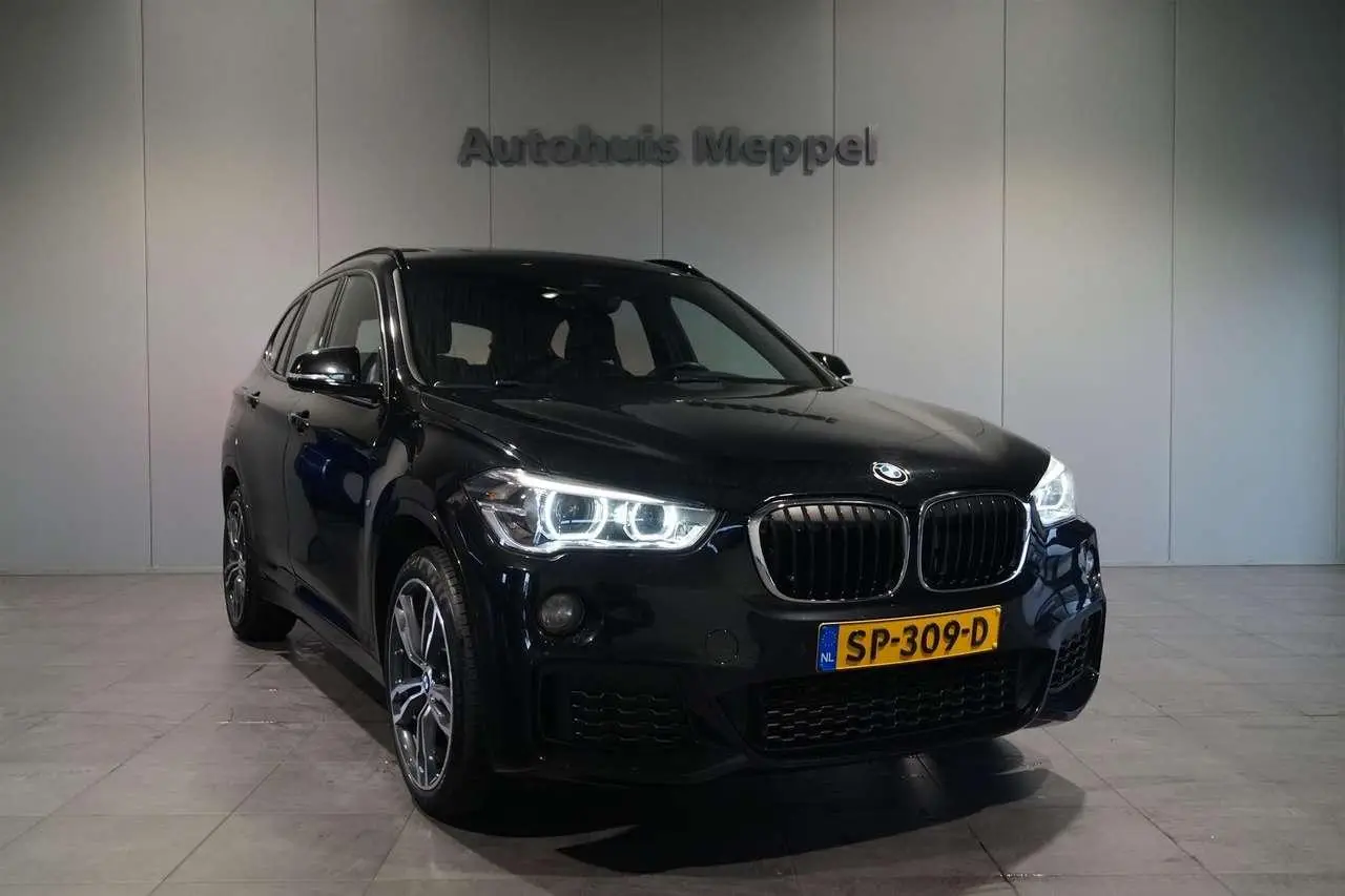 Photo 1 : Bmw X1 2018 Petrol