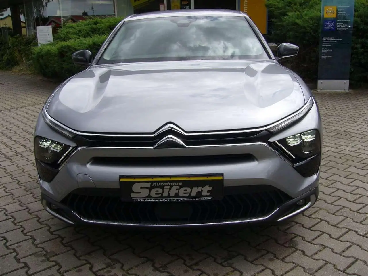 Photo 1 : Citroen C5 X 2022 Petrol