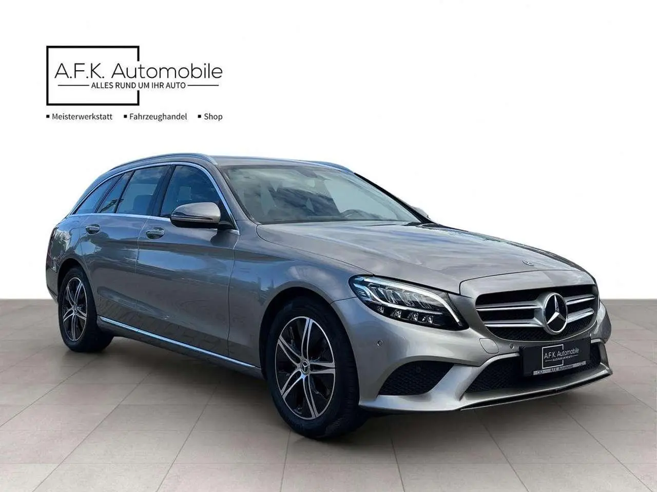 Photo 1 : Mercedes-benz Classe C 2019 Essence