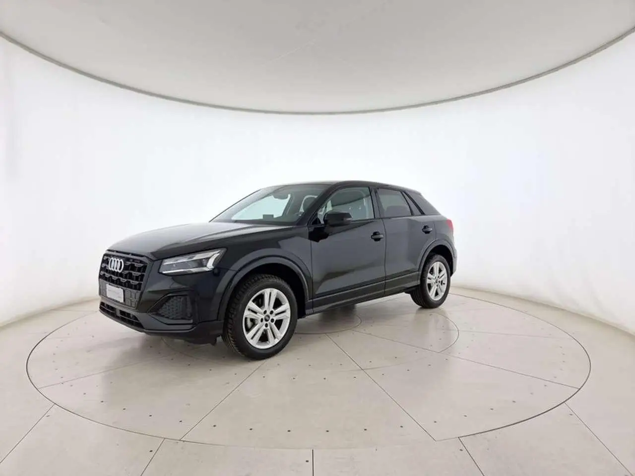 Photo 1 : Audi Q2 2023 Diesel