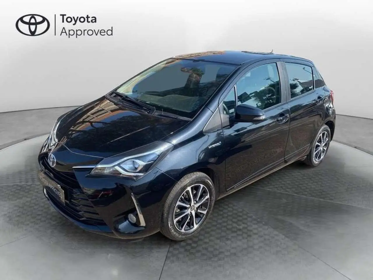 Photo 1 : Toyota Yaris 2019 Hybrid