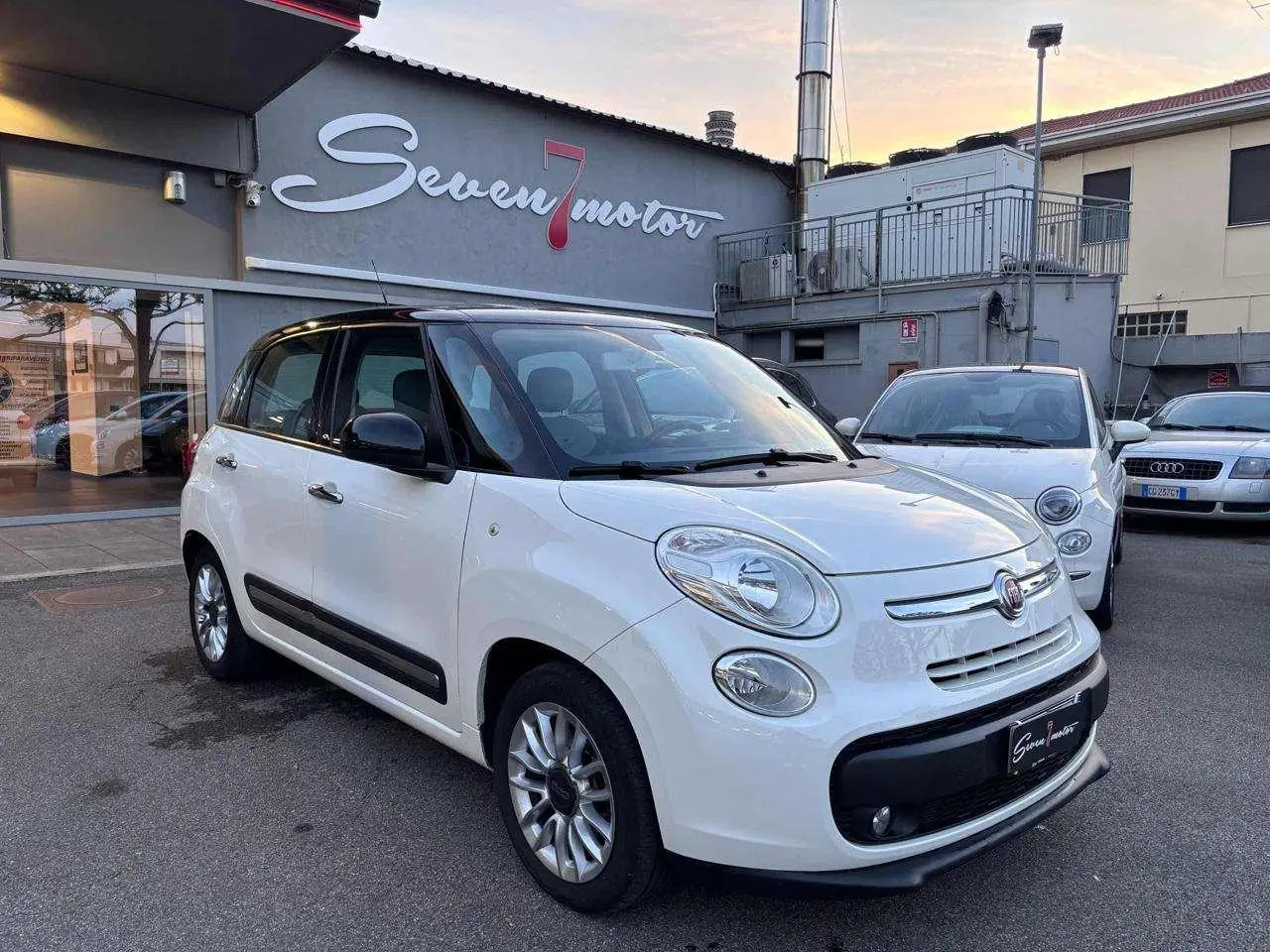 Photo 1 : Fiat 500l 2016 Petrol