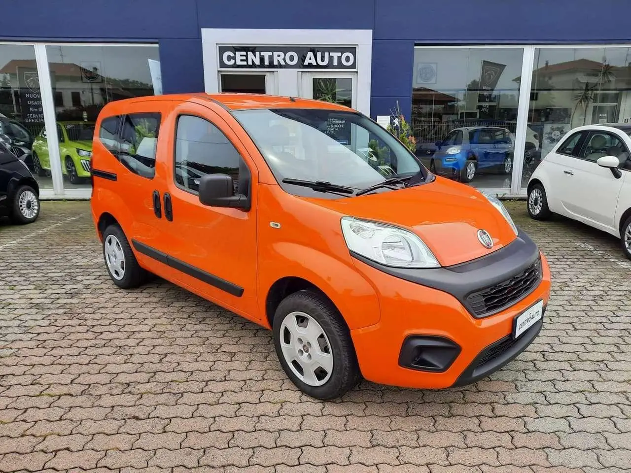 Photo 1 : Fiat Qubo 2017 Petrol