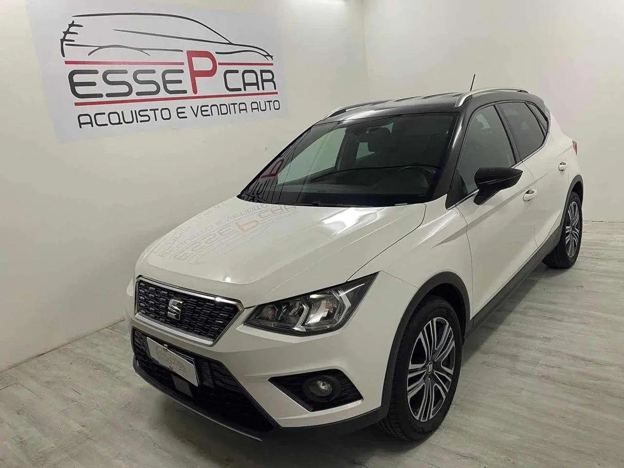 Photo 1 : Seat Arona 2018 Petrol