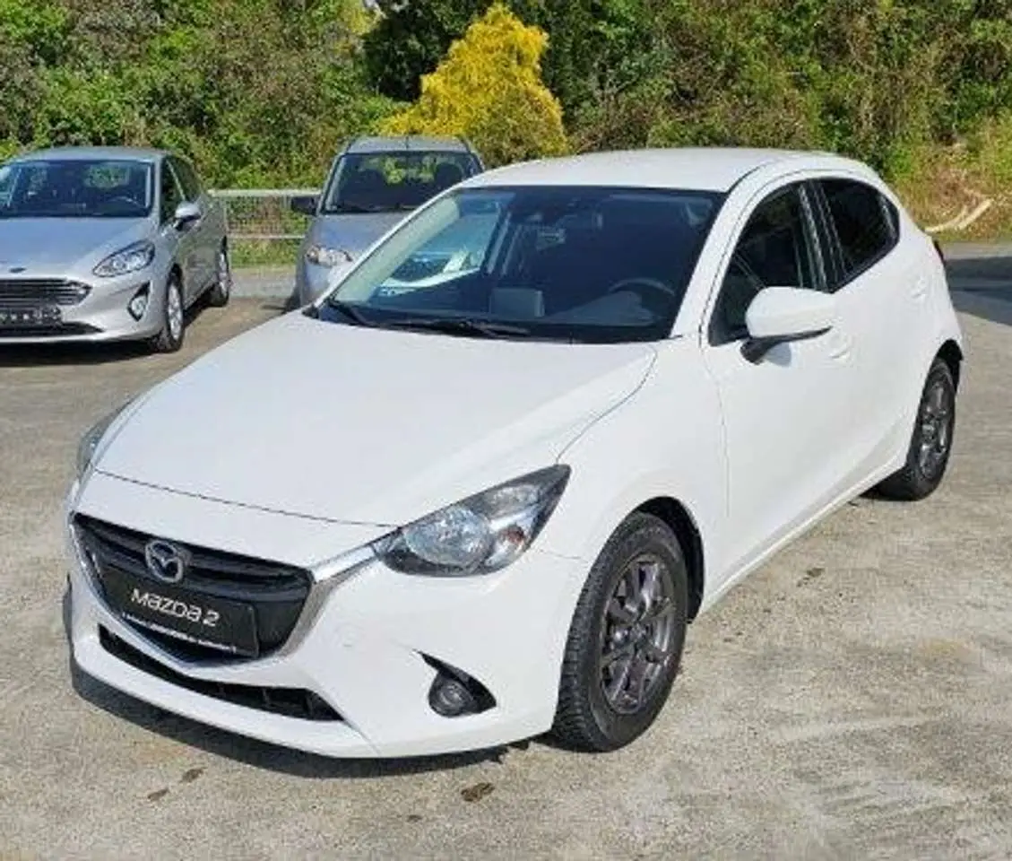 Photo 1 : Mazda 2 2016 Essence