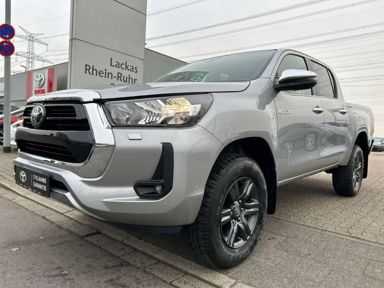 Photo 1 : Toyota Hilux 2024 Diesel