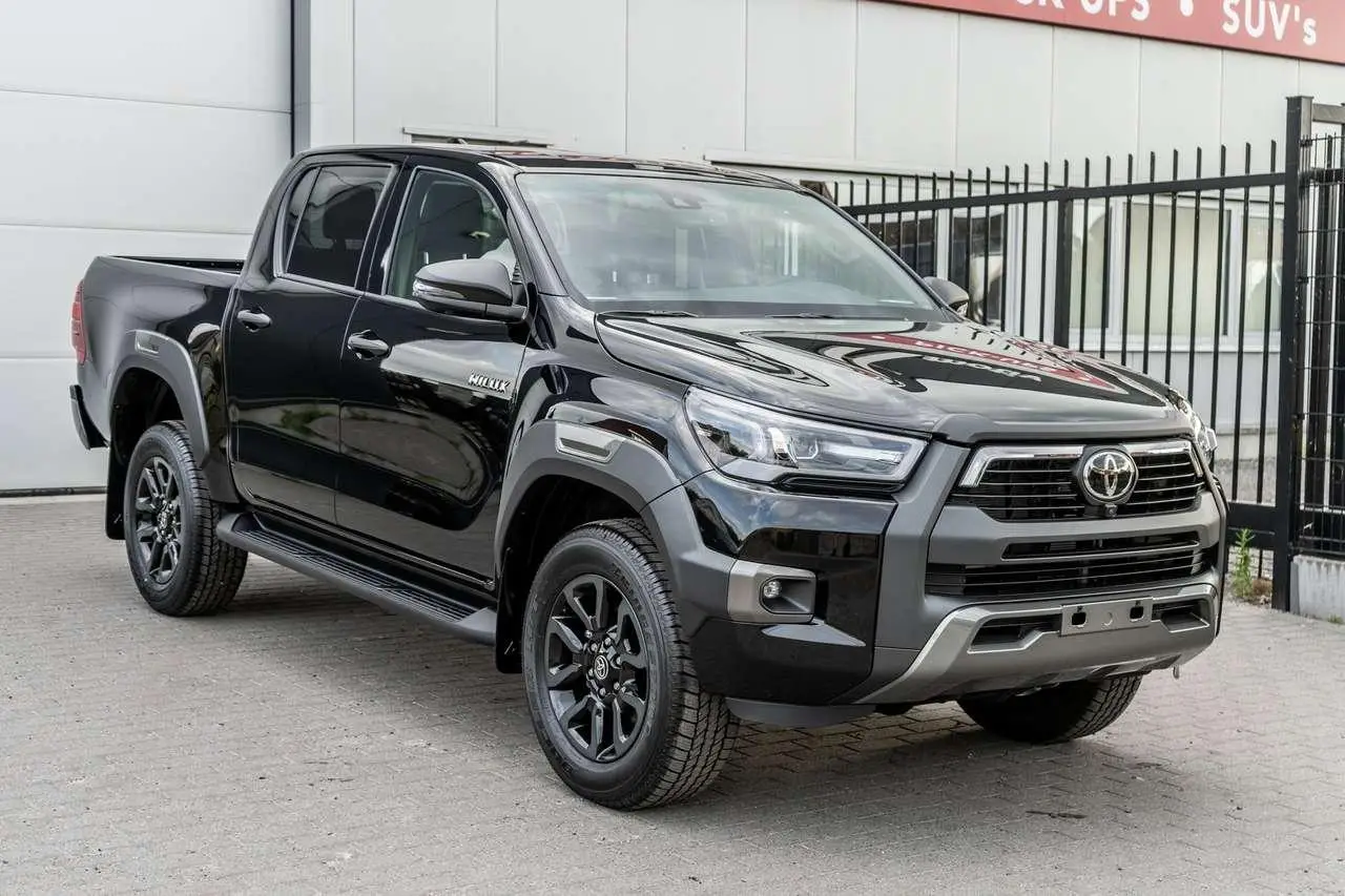 Photo 1 : Toyota Hilux 2023 Diesel