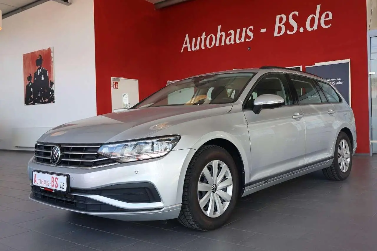 Photo 1 : Volkswagen Passat 2021 Diesel