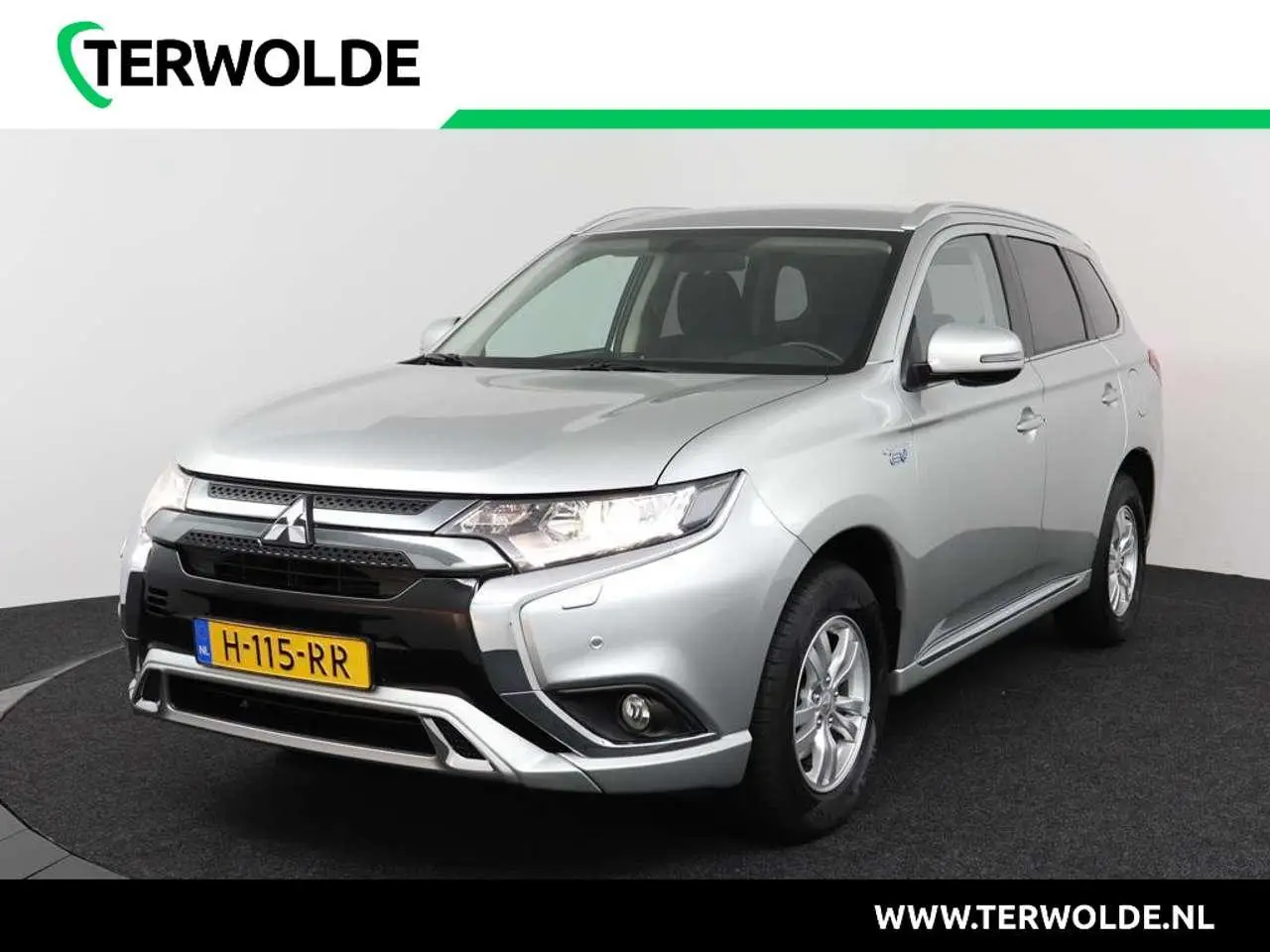 Photo 1 : Mitsubishi Outlander 2020 Hybride