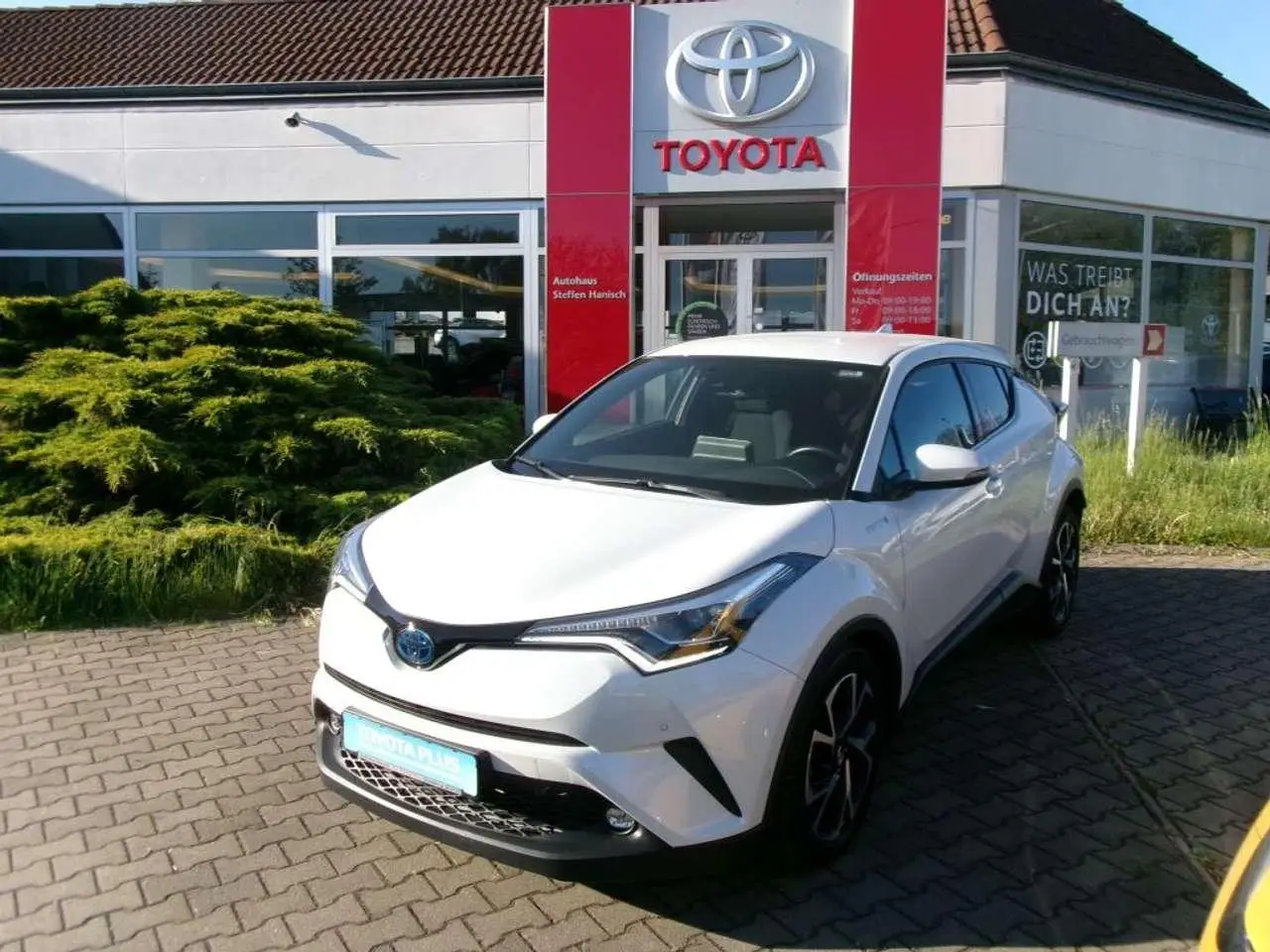 Photo 1 : Toyota C-hr 2018 Hybrid