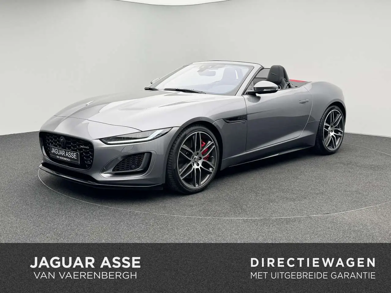 Photo 1 : Jaguar F-type 2024 Petrol