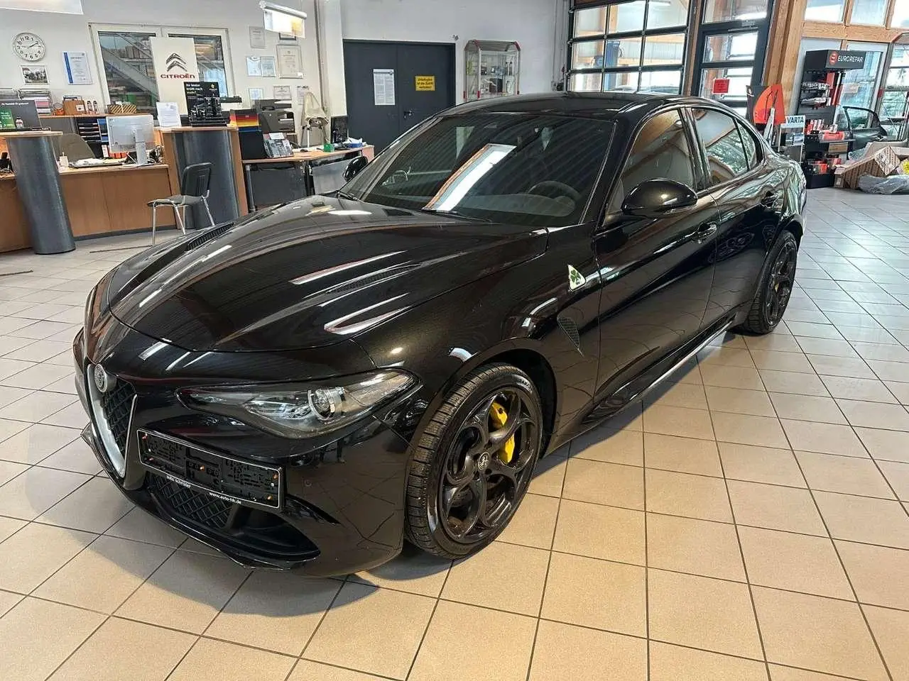 Photo 1 : Alfa Romeo Giulia 2017 Petrol