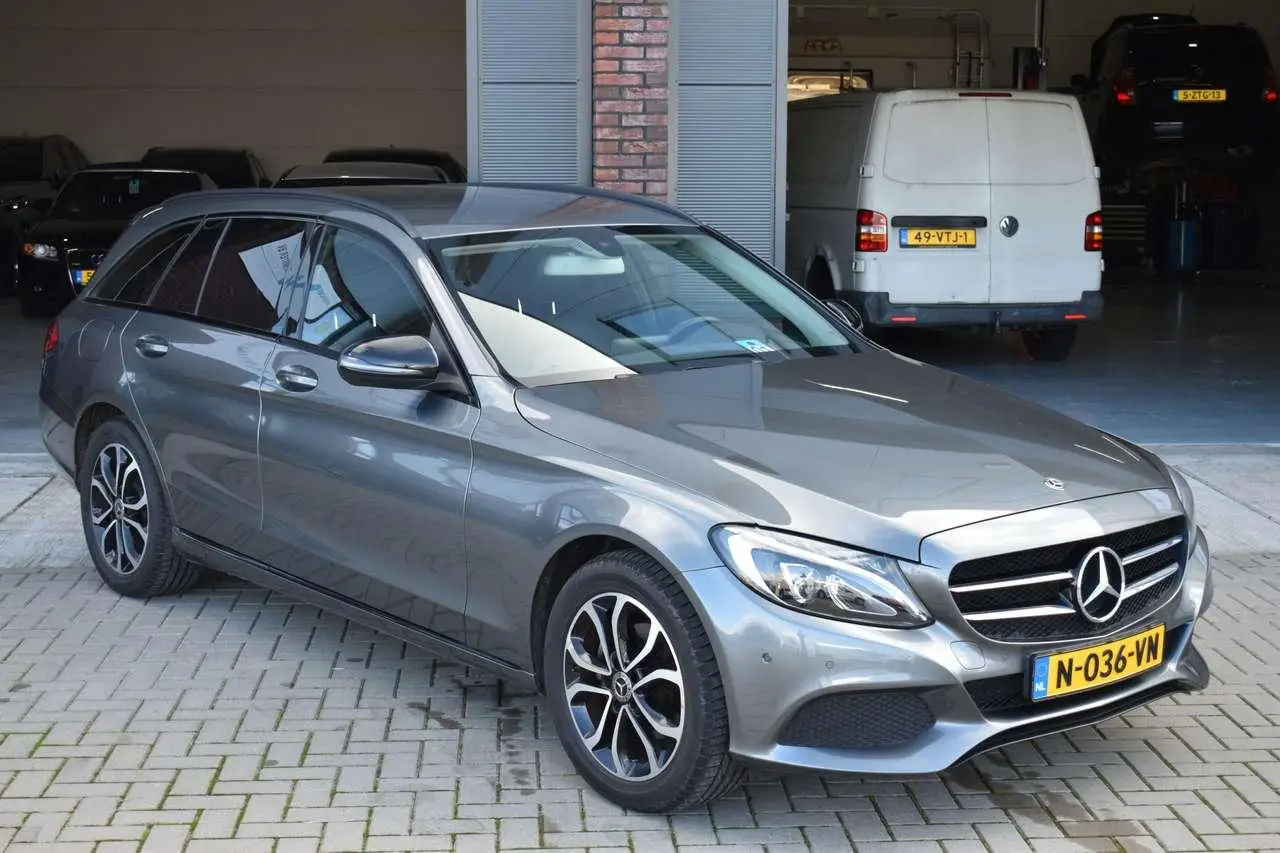 Photo 1 : Mercedes-benz Classe C 2017 Diesel