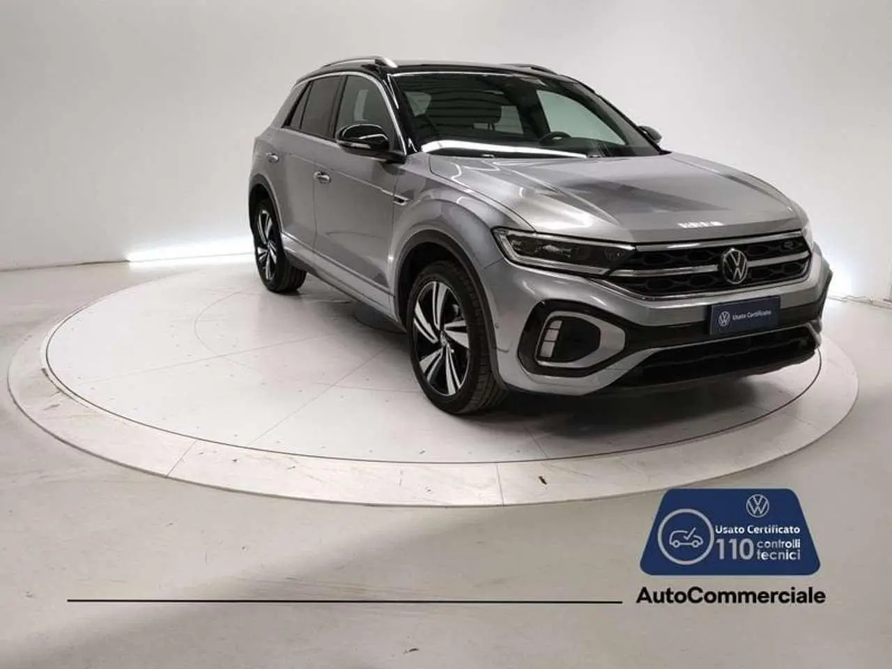 Photo 1 : Volkswagen T-roc 2022 Petrol