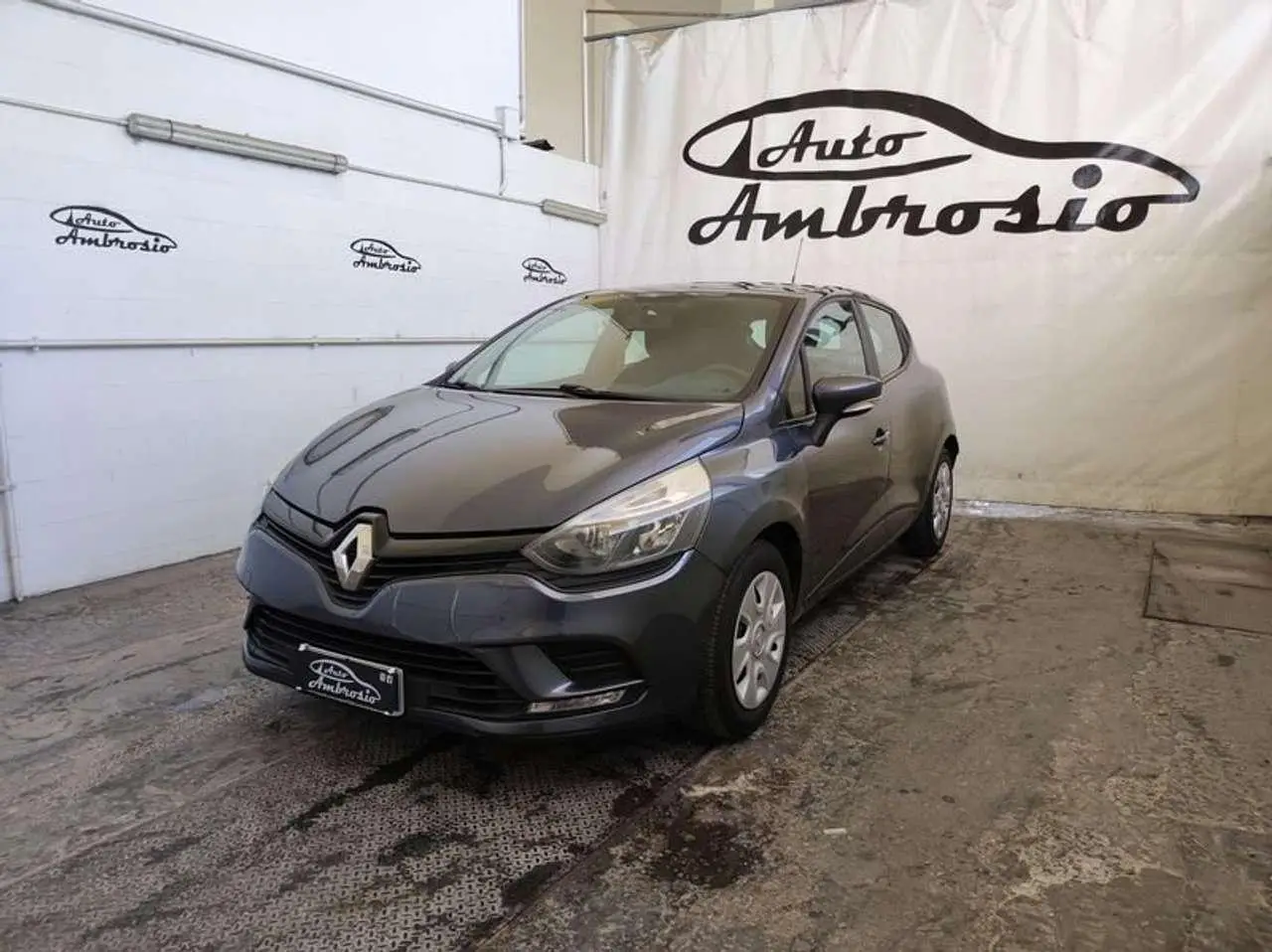 Photo 1 : Renault Clio 2017 Petrol