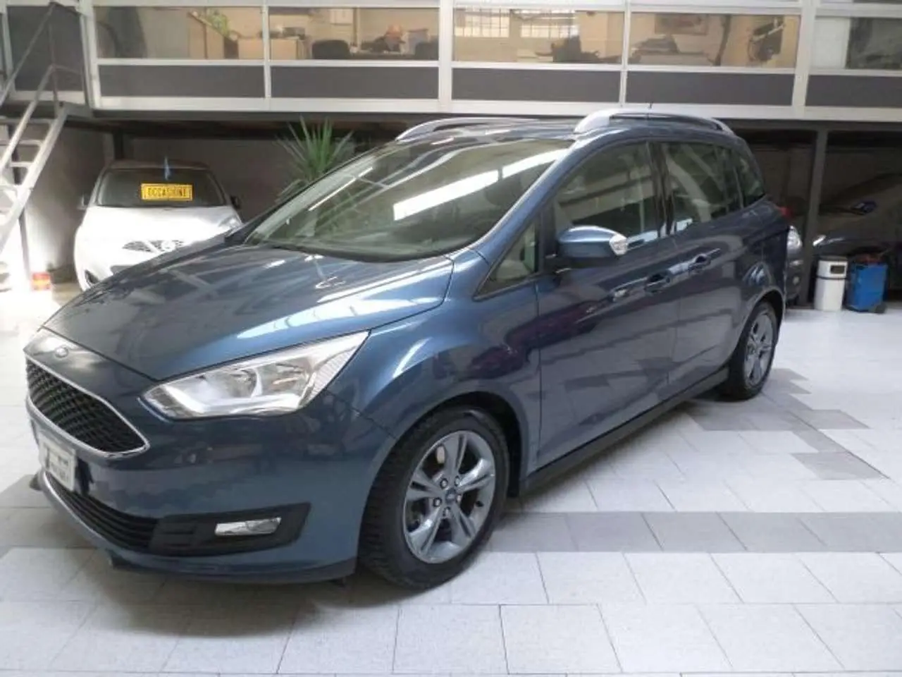 Photo 1 : Ford C-max 2018 Diesel