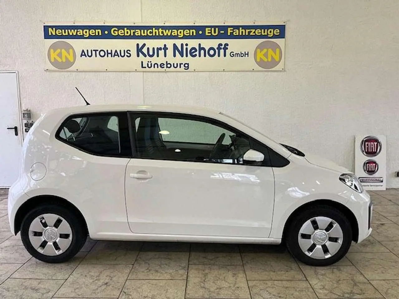 Photo 1 : Volkswagen Up! 2019 Petrol