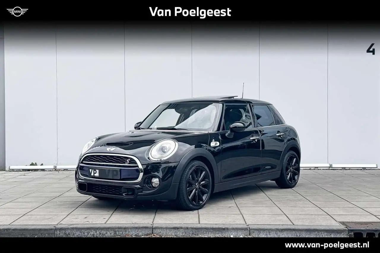 Photo 1 : Mini Cooper 2016 Petrol