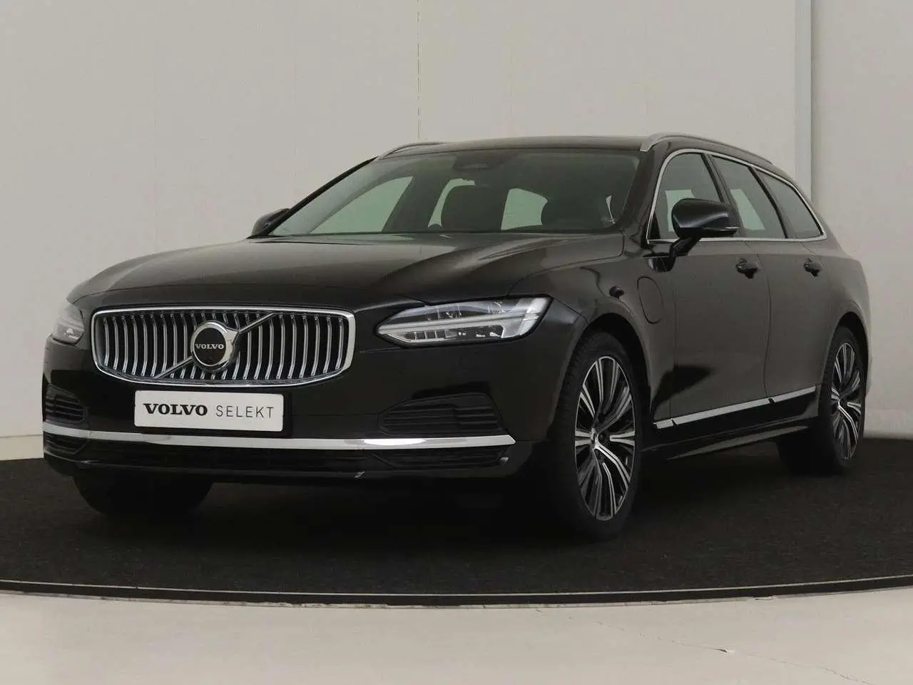 Photo 1 : Volvo V90 2023 Hybrid