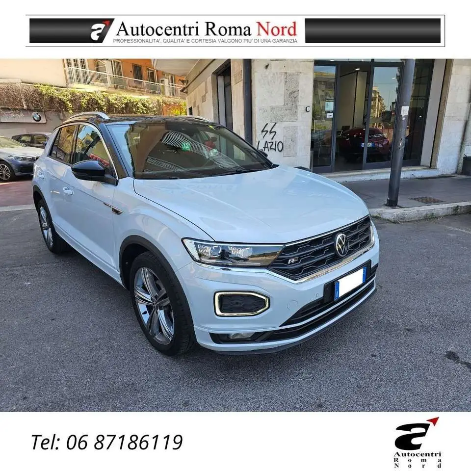 Photo 1 : Volkswagen T-roc 2021 Essence