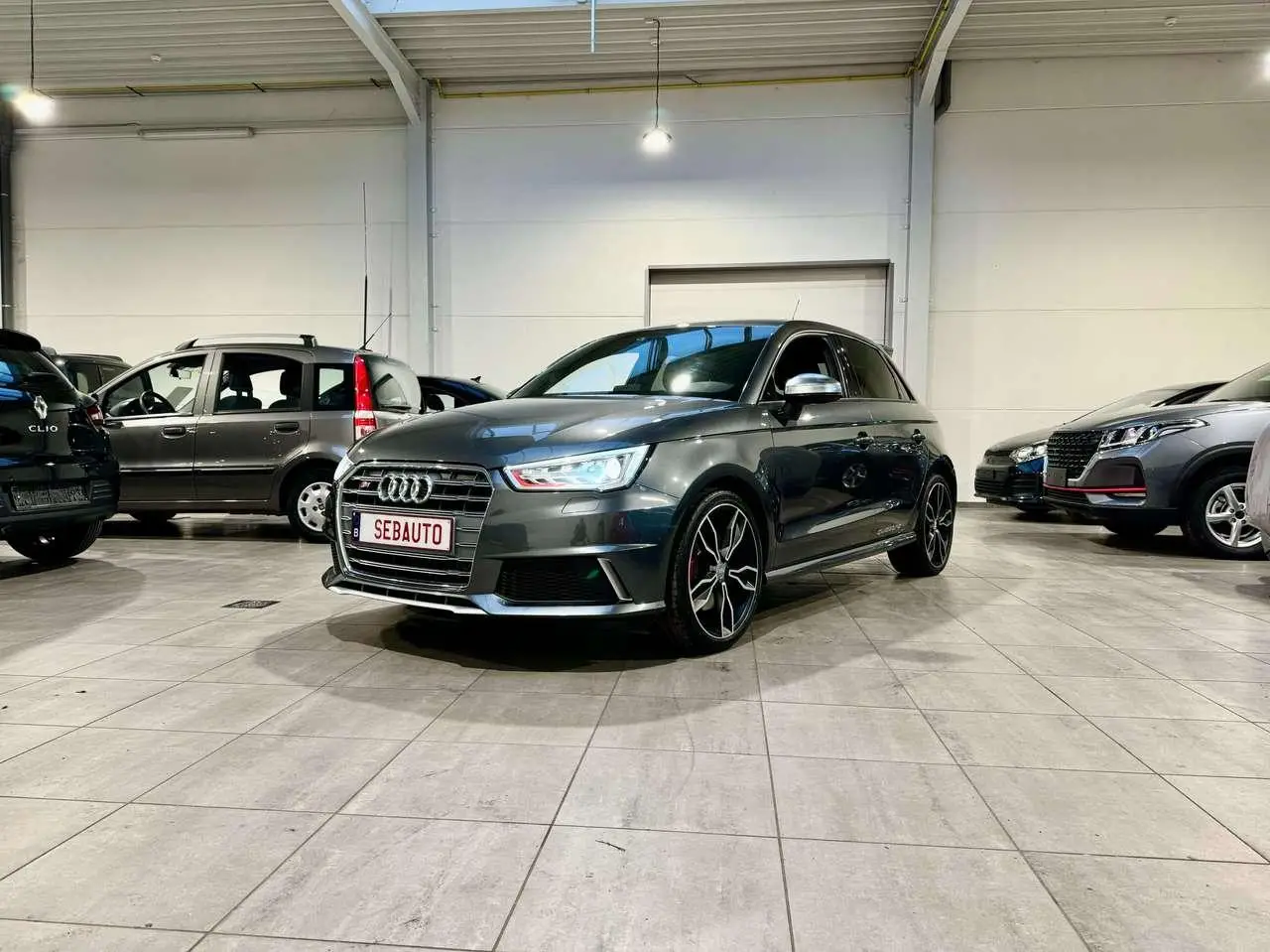 Photo 1 : Audi S1 2018 Essence