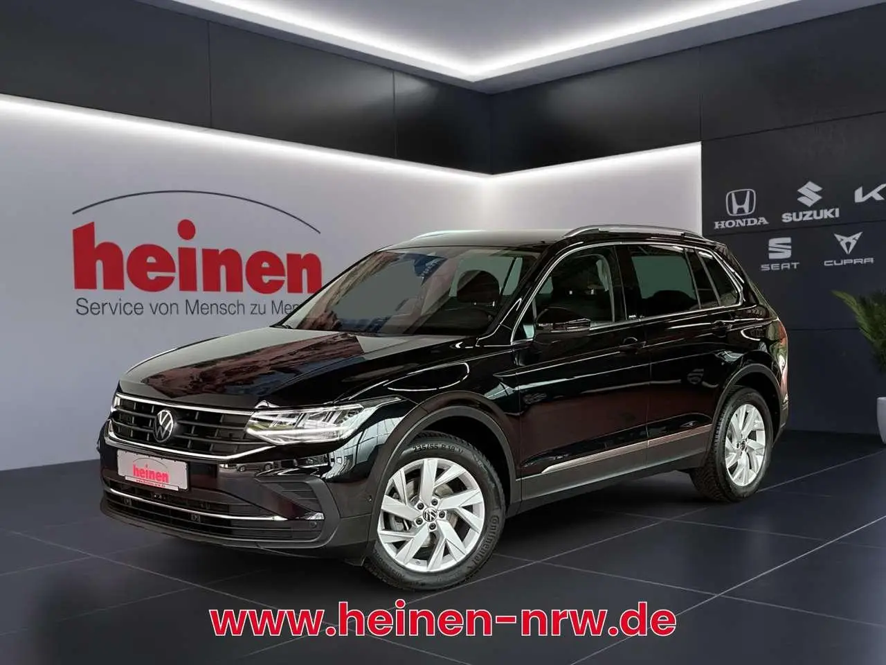 Photo 1 : Volkswagen Tiguan 2023 Petrol