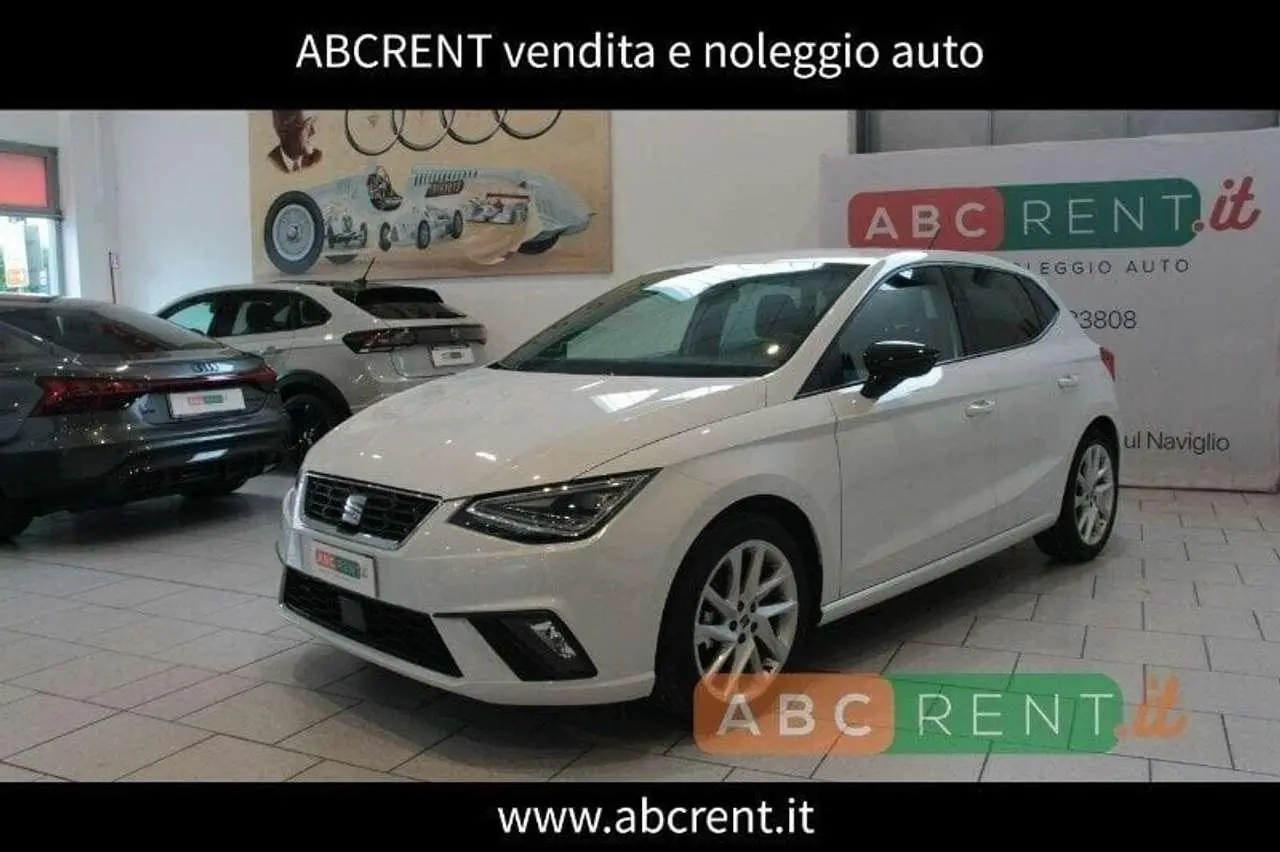 Photo 1 : Seat Ibiza 2023 Essence