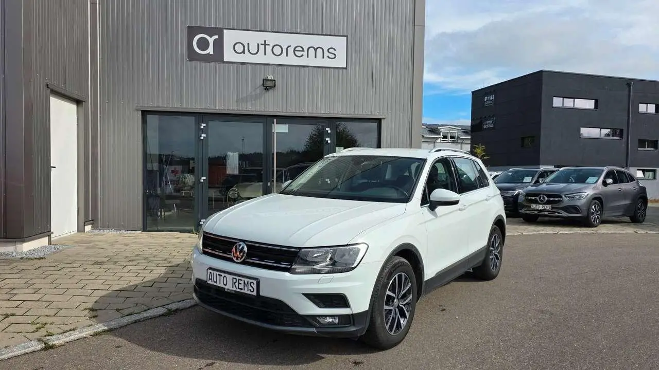 Photo 1 : Volkswagen Tiguan 2019 Petrol