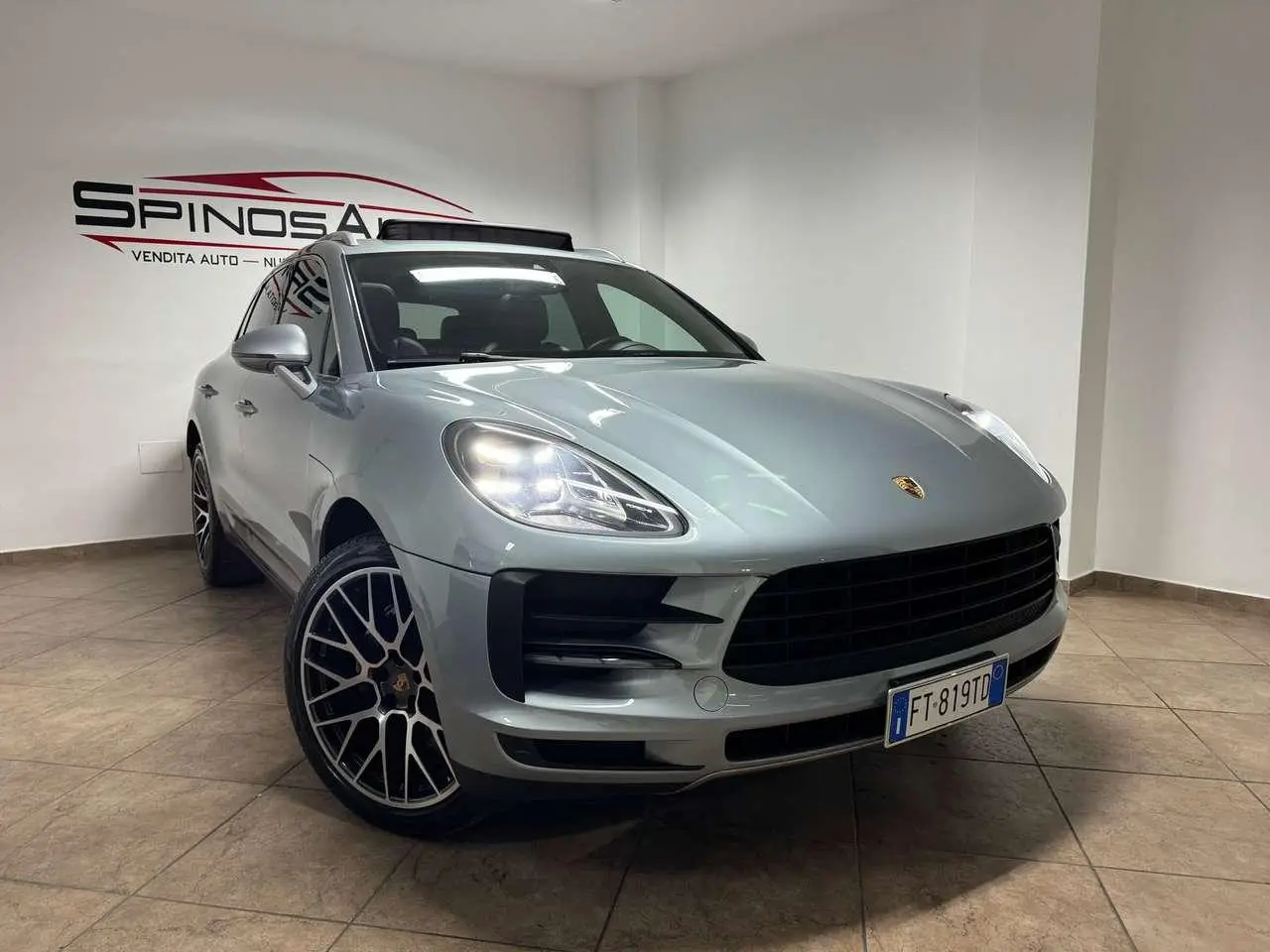 Photo 1 : Porsche Macan 2019 Essence