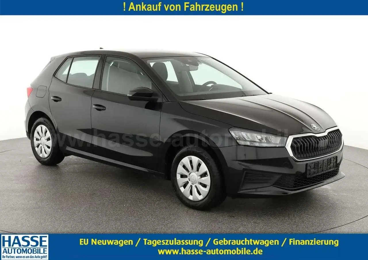 Photo 1 : Skoda Fabia 2023 Petrol